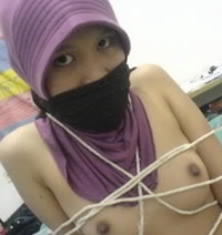 12 jilbab telanjang-001